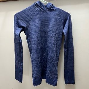 Lululemon Long Sleeve Hooded Shirt 4 Blue Swiftly